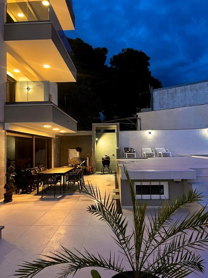 Apartment White Pearl - New *