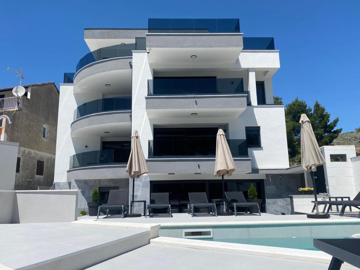White Pearl - New Apartment Grebastica