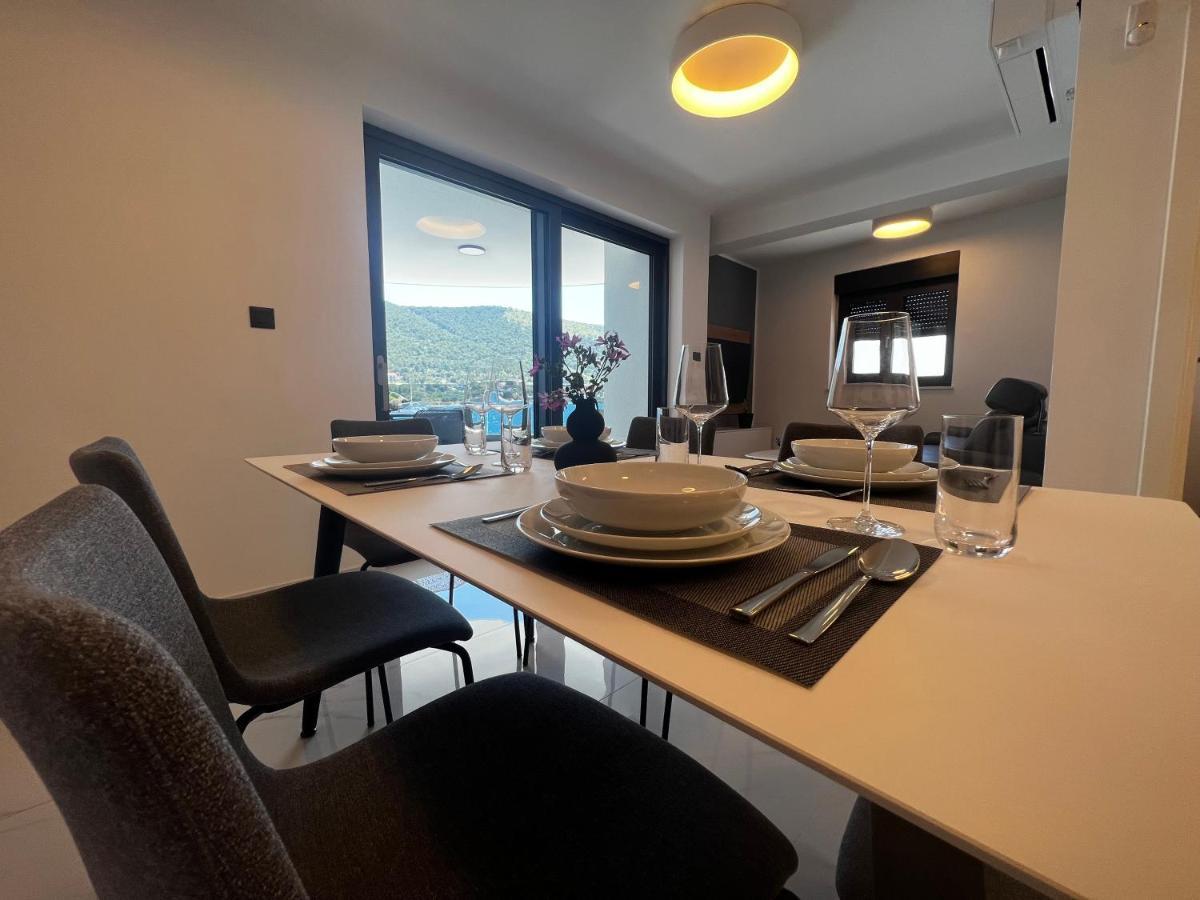 Apartment White Pearl - New Grebastica